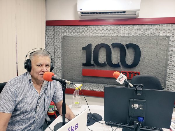 Fiel a su estilo autoritario, la izquierda paraguaya «cancela» al periodista Alberto Peralta