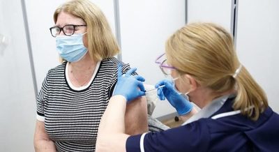El Reino Unido ofrece incentivos a los jóvenes para que se vacunen