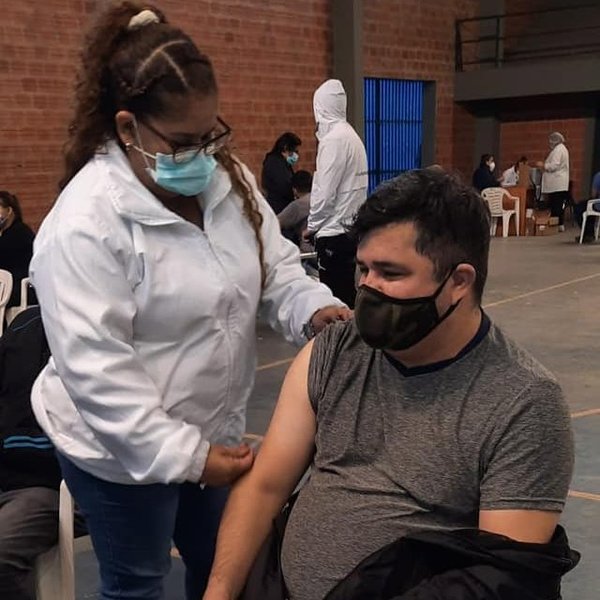 Desde este lunes aplicarán segunda dosis de la Pfizer sin considerar terminación de cédula de identidad