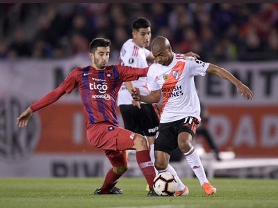 Los penales y el VAR disminuyen a Cerro y lo obligan a una gran remontada