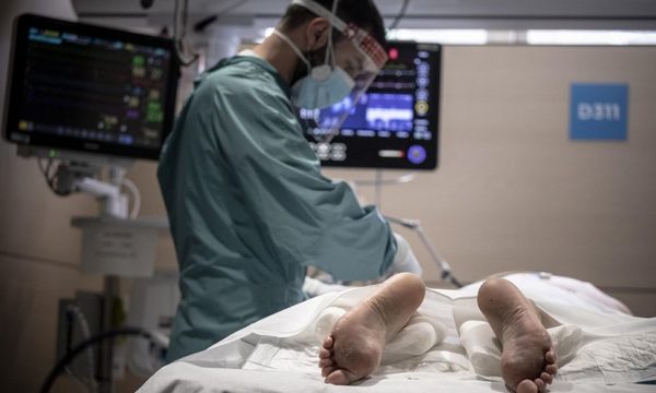 Covid: 61 fallecidos con los que superamos ampliamente la barrera de los 15 mil finados