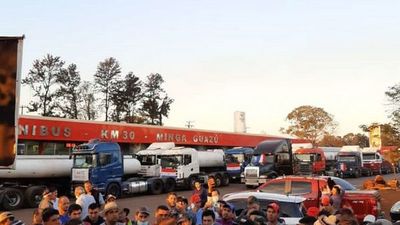 Camioneros prevén marchar hasta el Congreso para exigir ley de fletes