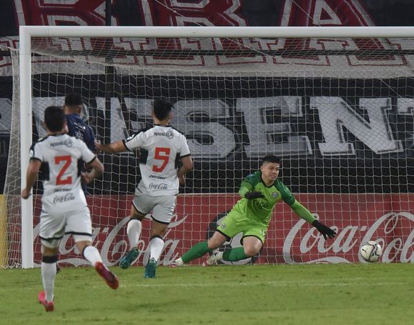 Guaireña incendia el “Bosque” de Para Uno - Fútbol - ABC Color