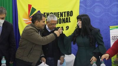 PEN APOYA CANDIDATURA DE ROQUE GODOY EN FRANCO