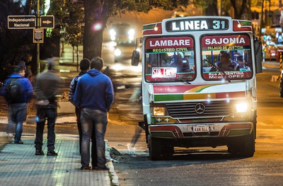 Reubican 34 paradas de buses en calles alternativas a Tres Bocas