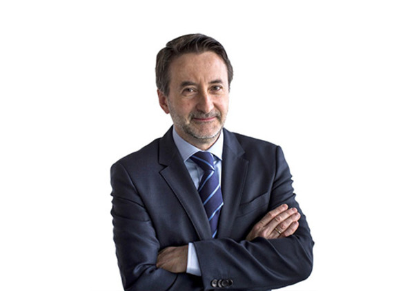 Repsol sale de pérdidas y gana 1.235 millones de euros hasta junio