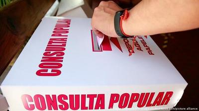 Gana el Sí en México con pobre participación en referéndum