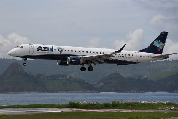 La aerolínea brasileña Azul anuncia la compra de 220 aviones de despegue horizontal - MarketData