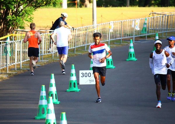 El maratonista Derlys Ayala expresa su orgullo por estar en los Juegos Olímpicos