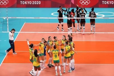 Brasil hace pleno y Argentina no suma en su adiós a Tokio-2020 en voleibol femenino - Polideportivo - ABC Color