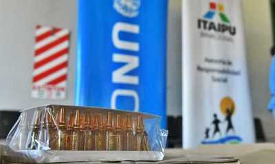 Itaipú entregó 38.000 ampollas de Midazolam al Hospital Integrado Respiratorio de CDE - El Trueno
