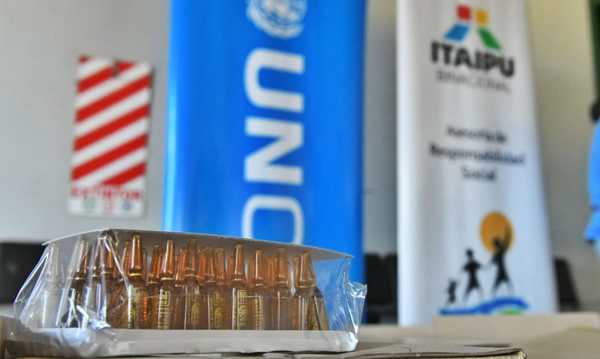 Itaipú entregó 38.000 ampollas de Midazolam al Hospital Integrado Respiratorio de CDE - El Trueno