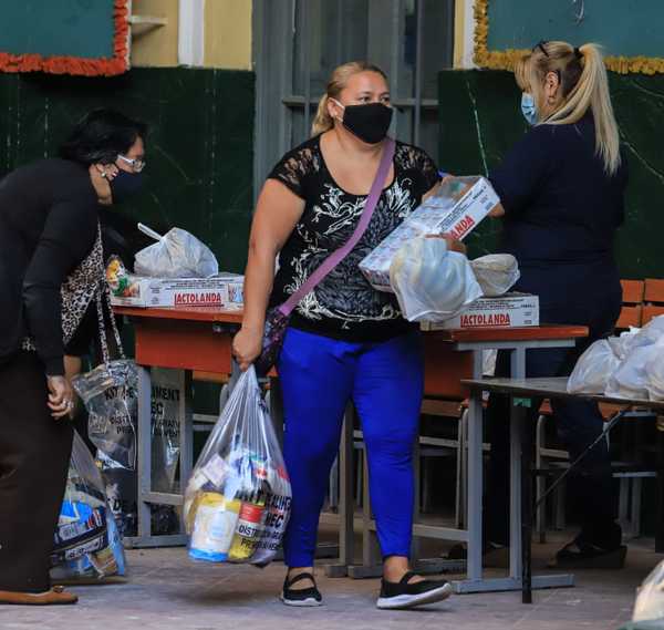 MEC inicia quinta entrega de kit de alimentos en instituciones educativas