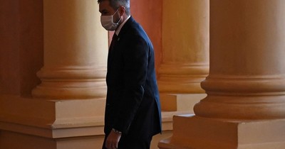 La Nación / Entorno presidencial desmiente supuesto intento de renuncia de Mario Abdo