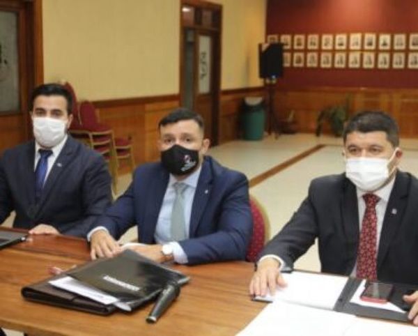 Nuevamente se postergó juicio oral a tres acusados en el caso bombas molotov