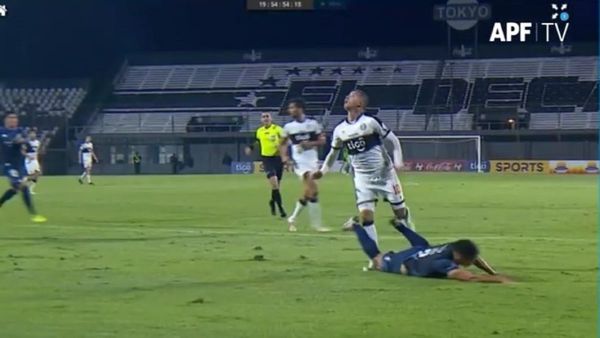 Admiten error: Debió ser penal para Olimpia