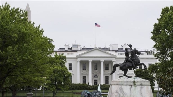 Diario HOY | La Casa Blanca cree que "es hora" de extender las obligaciones de vacunarse