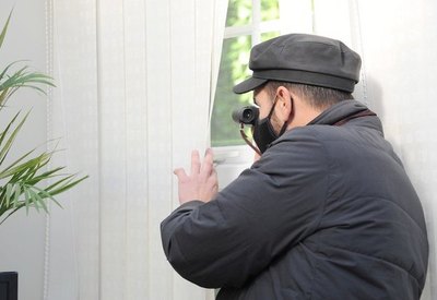 Crónica / “Estoy celoso de mi vecino porque le mira a mi señora”