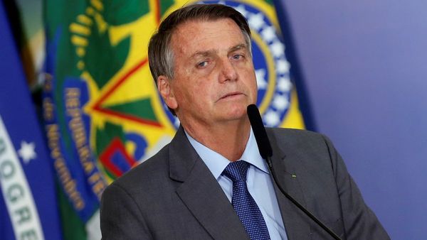 Jair Bolsonaro redobla ataque contra el voto electrónico