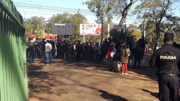 Temen desalojo en la ex finca 66 y pobladores presionan a la Comuna