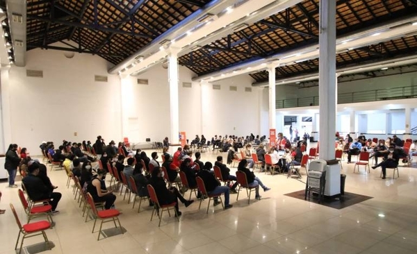 Diario HOY | Una sola dosis no basta: instan a completar esquema contra el Covid-19