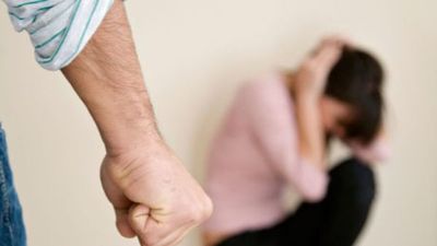 Garroteó a su concubina embarazada en un cumple infantil