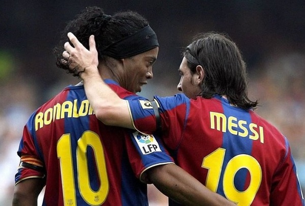 Ronaldinho: Triste por Brasil, pero feliz por Messi