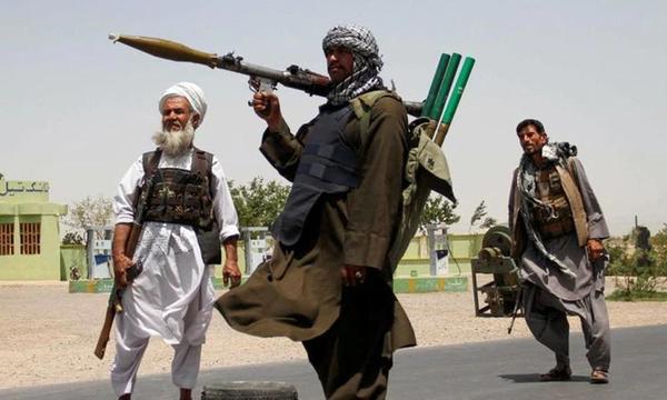 Al menos 40 civiles muertos y más de 100 heridos en una ciudad sitiada por los talibanes en Afganistán – Prensa 5