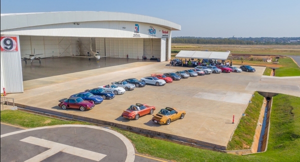 Porsche y Banco Basa firman alianza con tasas preferenciales