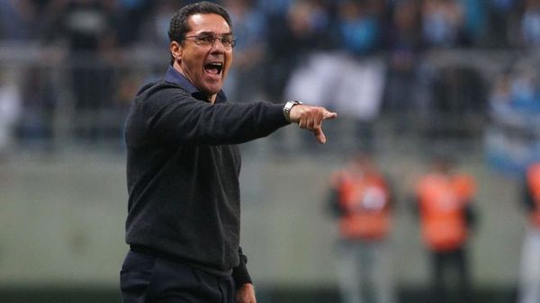 Luxemburgo regresa como técnico de un Cruzeiro hundido en la Segunda División - Fútbol Internacional - ABC Color
