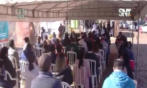 Autoridades de salud instan a la ciudadanía a recibir la segunda dosis - SNT