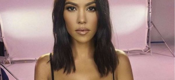 El bikini que brilla en la oscuridad de Kourtney Kardashian