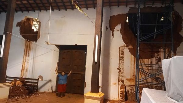 Burocracia retrasa restauración de emergencia del templo jesuita de San Joaquín - Nacionales - ABC Color