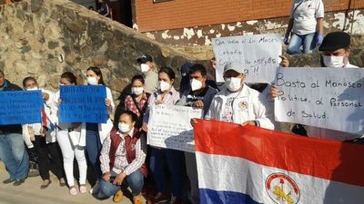 Personal de blanco denuncia manoseo político y pide percibir sus haberes en Fuerte Olimpo - Nacionales - ABC Color