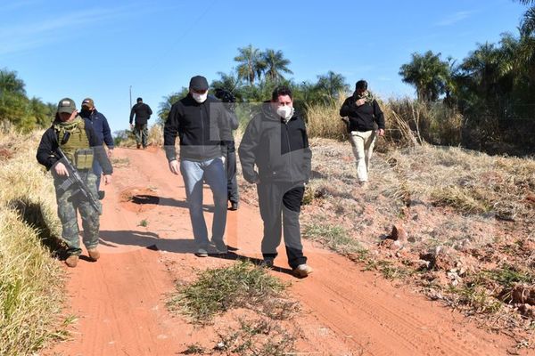 Condenan a dos hombres que se hacían pasar por miembros del EPP para extorsionar a menonitas - Nacionales - ABC Color