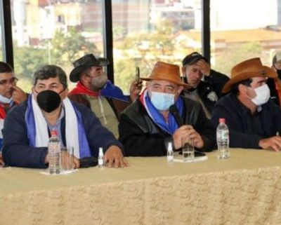 Instrucción de Federación de Camioneros es salir a manifestarse y no agredir a nadie, afirman