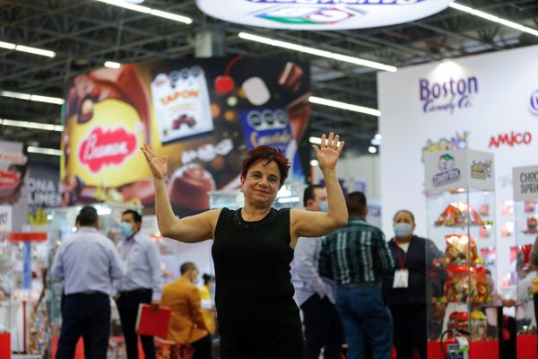 Industria confitera mexicana espera aumento del 20 % en ventas en invierno - MarketData