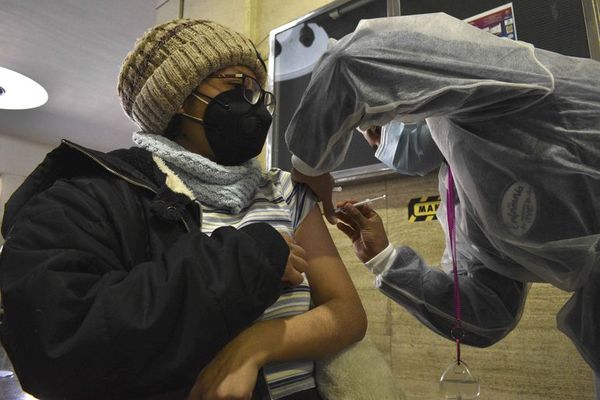 Bolivia registra 727 nuevos casos y España anuncia donación de vacunas - Mundo - ABC Color