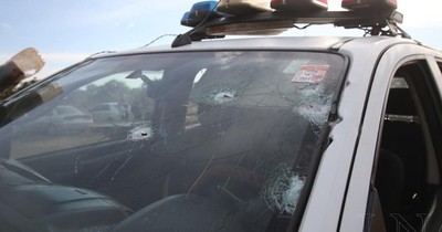 La Nación / Más de 10 criminales habrían atacado a policías en San Alfredo