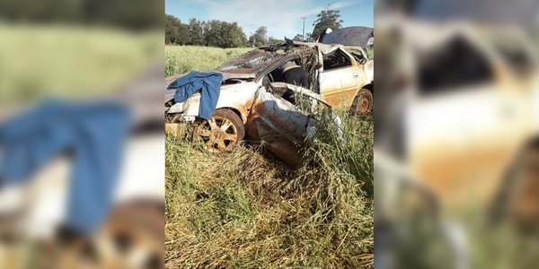 CONDUCTOR RESULTA MILAGROSAMENTE ILESO TRAS VOLCAR SU RODADO