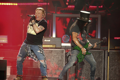 Guns N' Roses presenta 'Absurd' durante su concierto - RQP Paraguay