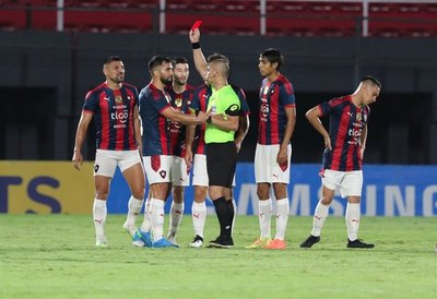 Cerro tendría una importante oferta por un titular fijo y jugador de selección