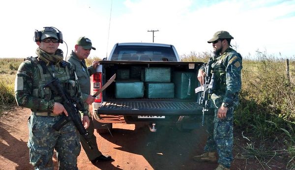 Operativo “Nido de Dragones”: Incautan 15 bolsas de cocaína en Capitán Bado