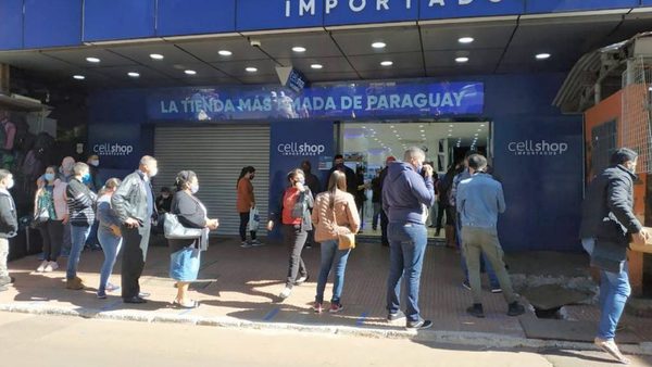 PIDEN QUE EXTRANJEROS PUEDAN INGRESAR AL PAÍS TRAS REALIZARSE PRUEBAS DE COVID-19