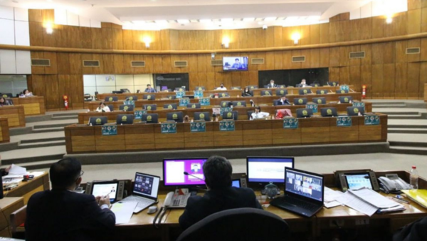 Diputados blindan a tabacaleras y clubes de controles | El Independiente