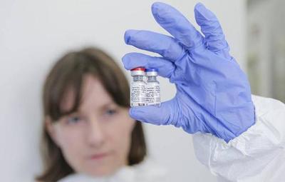 Argentina: comenzarán a combinar dosis de Sputnik V con AstraZeneca y Moderna
