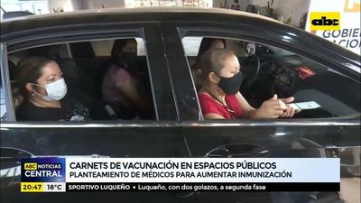 Carnets de vacunación en espacios públicos - ABC Noticias - ABC Color