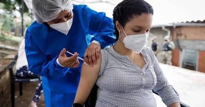 La Nación / Instan a vacunarse con segunda dosis