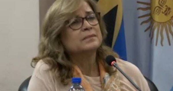La Nación / Cámara destrabó querella contra Cristina Arrom