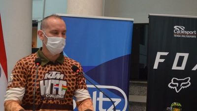 Recorrerán hitos en motos
